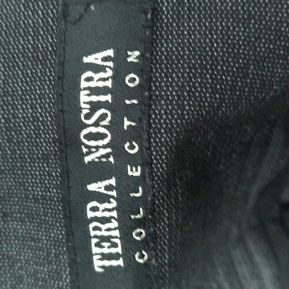 Terra Nostra collection clasp and button close belt loops button design size8 - Picture 11 of 12